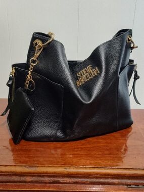 Steve Madden Black Pebbled Leather Hobo Shoulder Bag with Gold Hardware